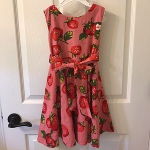 🍓Girls - twirl 50’s style strawberry dress - 6x